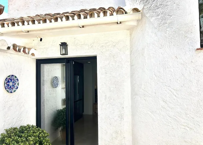 Casa וילה מיחאס